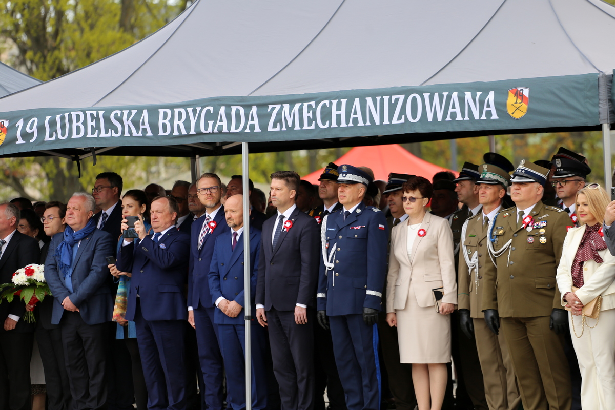 uczestnicy uroczystości