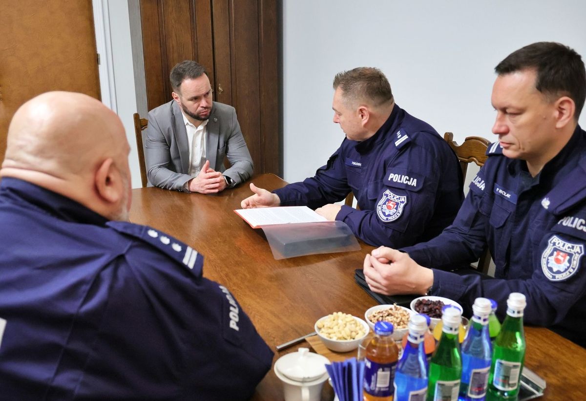 narada wojewody i policjantów