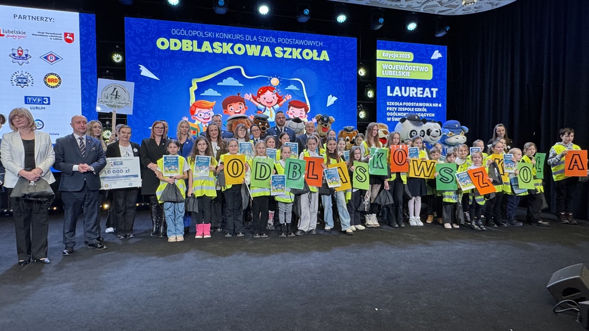 laureaci konkursu na scenie