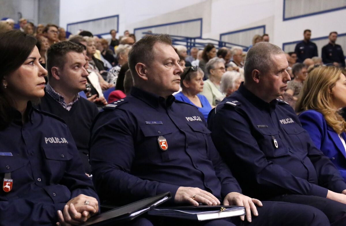 przedastawiciele Policji podczas konferencji