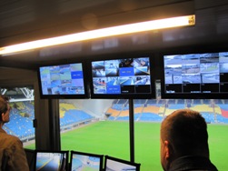 Stanowisko kierowania na stadionie - widok z kamer