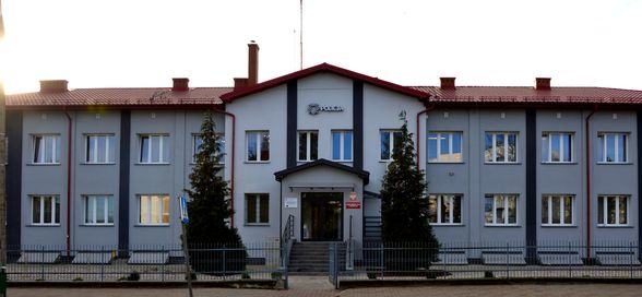 ztermomodernizowany budynek Komendy Powiatowej Policji w Krasnymstawie