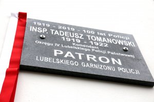 Tablica pamiątkowa Inspektor Tadeusz Tomanowski patronem lubelskiego garnizonu Policji