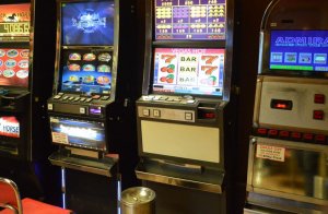fot.: Nielegalne automaty do gier hazardowych zabezpieczone w Chełmie