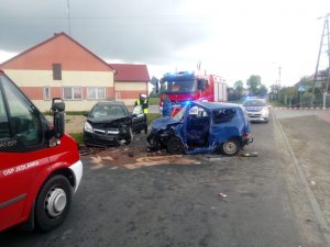 samochody biorące udział w wypadku