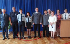 fot. laureaci konkursu Nasza historia - Nasza przyszłość - Nasz bohater” w LO nr XVIII w Lublinie