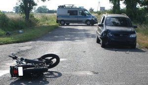 fot.: Miejsce zderzenia opla z motorowerem