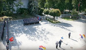 Wyróżnienie funkcjonariusze.