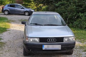 samochód marki Audi