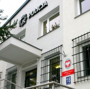 budynek komisariatu policji w Niemcach