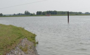 zbiornik wodny kompleksu rekreacyjno-wypoczynkowego Zalew Zimna Woda