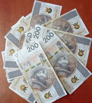 odzyskane banknoty 200 złotowe