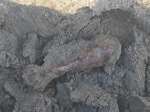 granat znaleziony podczas prac ziemnych
