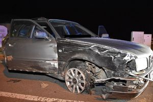 Uszkodzony samochód marki audi