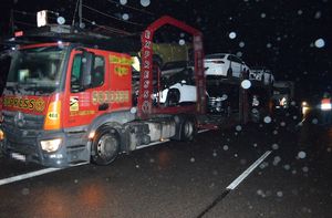 pojazd ciężarowy z lawetą uczestniczący w wypadku