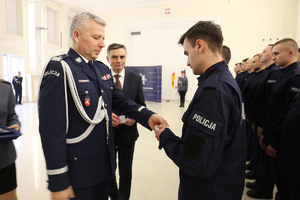 Komendant Wojewódzki Policji w Lublinie wręcza odznaki