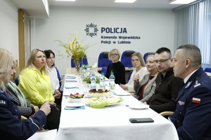 Spotkanie z wdowami i sierotami po poległych policjantach w Komendzie Wojewódzkiej Policji w Lublinie.