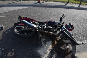 uszkodzony motocykl