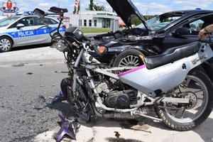 wypadek z odziałem motocyklisty