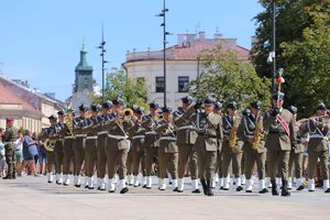 uroczystość święta Wojska Polskiego na placu w Lublinie