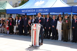 wojewoda lubelski podczas przemówienia