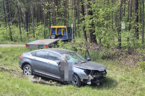 samochód z szkodzeniami pokolizyjnymi