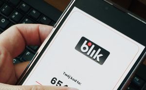 Kod Blik widoczny na telefonie