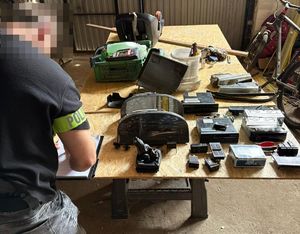 skradzione części samochodu