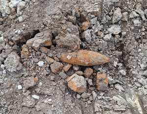 granat moździerzowy - niewybuch