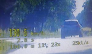 kadr z videorejestratora przedstawiający ujawnione przekroczenie prędkości