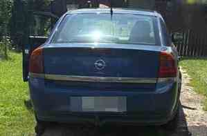 zaparkowany samochód