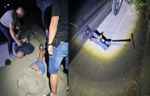 kolaż zdjęć. Zatrzymanie złodziei na gorącym uczynku przy samochodzie. Lewarek przy pojeździe.