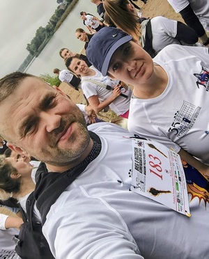 policjanci podczas biegu charytatywnego