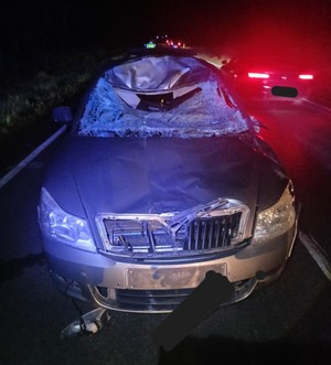 Samochód osobowy skoda uszkodzony w zdarzeniu drogowym