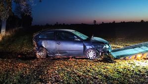 pojazd osobowy po kolizji