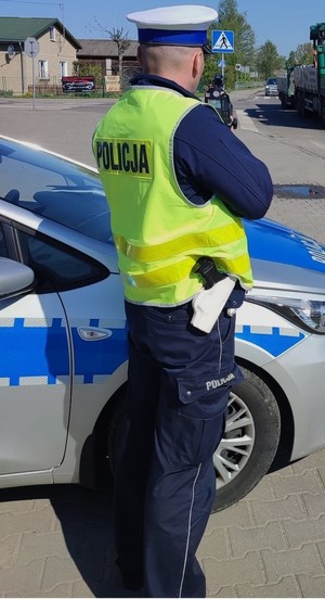 policjant ruchu drogowego podczas działań