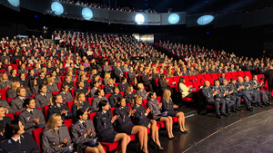 W lożach w Centrum Spotkania Kultur w Lublinie zaproszeni goście oglądają galę.