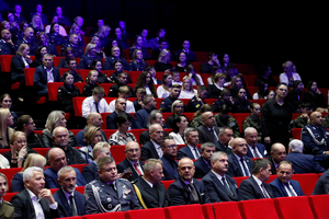 W lożach w Centrum Spotkania Kultur w Lublinie zaproszeni goście oglądają galę.