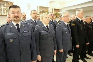 uczestnicy spotkania opłatkowego służb mundurowych na SALI