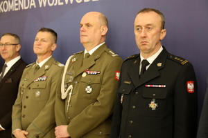 uczestnicy spotkania opłatkowego służb mundurowych na SALI