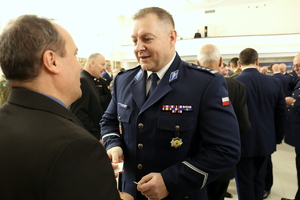 uczestnicy spotkania opłatkowego służb mundurowych na SALI