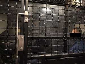 poszukiwany w radiowozie