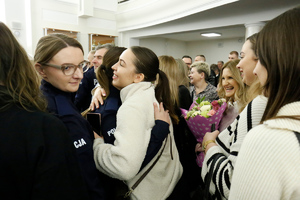 Policjantka z rodziną.