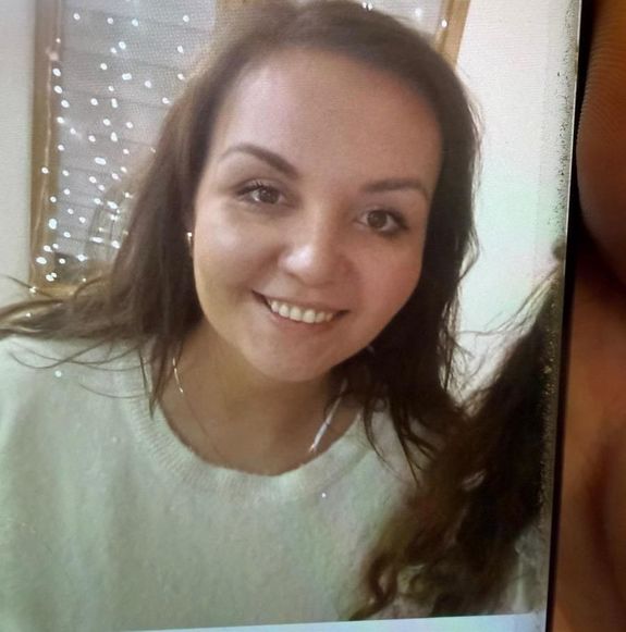 Emilia Kwiecień zaginiona w dniu 6 stycznia 2026 roku we Włodawie.  Emilia Kwiecień w chwili zaginięcia ubrana była w bluzę koloru różowego, granatowe spodnie jeansowe, czarne krótkie kozaczki. Posiadała przy sobie torbę zakupową płócienna koloru jasnego, w kratę. Ma około 180 centymetrów wzrostu, normalną budowę ciała, włosy ciemne, długie, ciemne oczy.