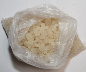 środki uderzające w woreczku foliowym