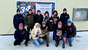 policjantki z wolontariuszami