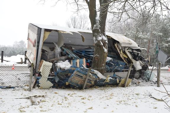 uszkodzona ciężarówka