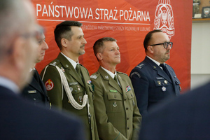 Wielkanocne spotkanie służb mundurowych w Komendzie Wojewódzkiej Policji w Lublinie. Komendanci służb mundurowych