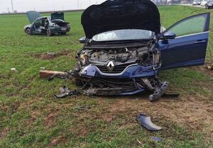 uszkodzone auta po wypadku