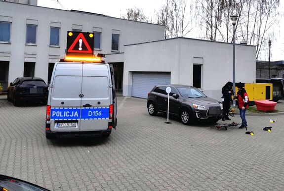 symulowane miejsce wypadku drogowego